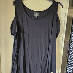 Ladies Top. Peek A Boo Sleeves