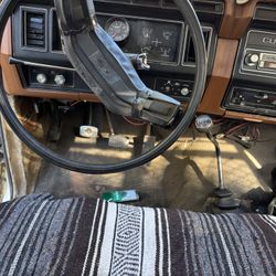 Ford F-150 Stick Shift 4.9 L In Line 6 Cylinder