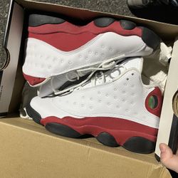 Jordan 13s Sz 5.5Y