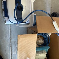 Dolphin robotic pool cleaner sigma