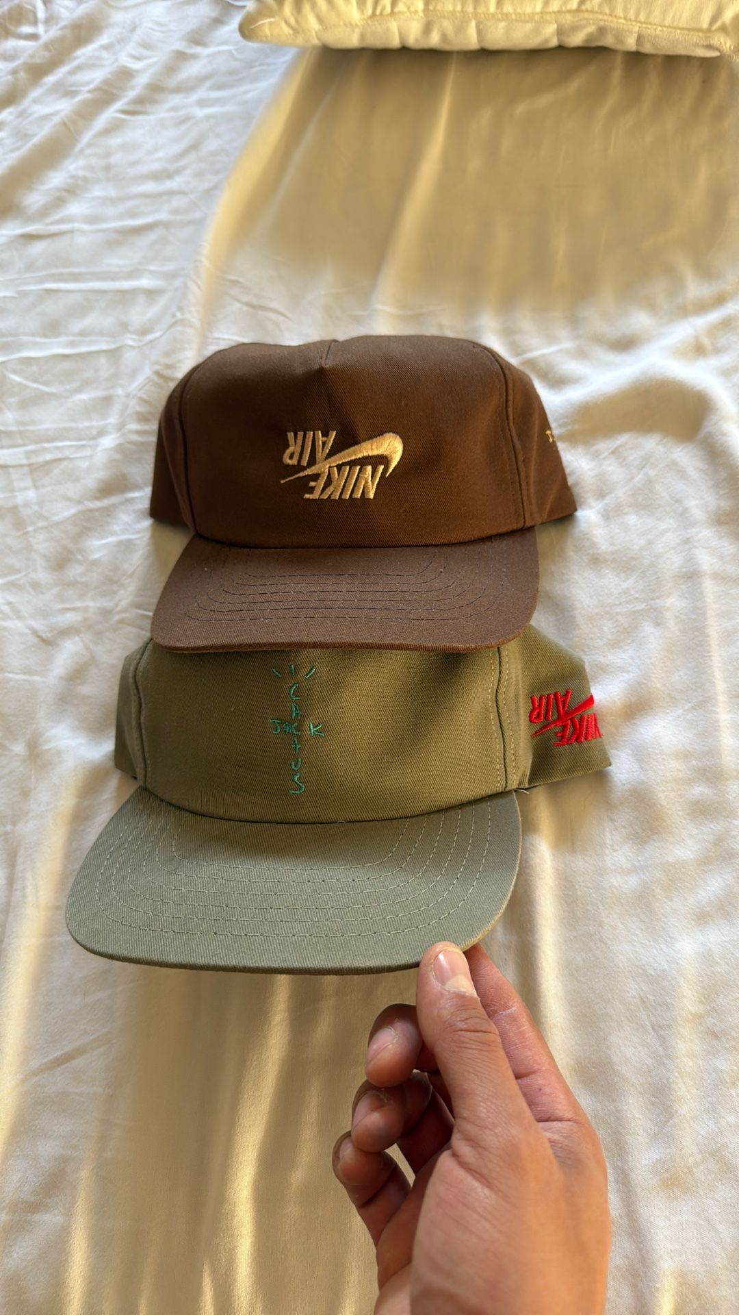 CACTUS JACK NIKE AIR SNAPBACKS