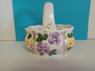 Sweet Little Ceramic Purple Pansy Basket (Easter?)