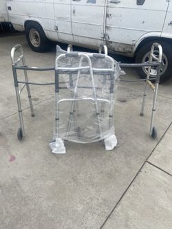 3 Andaderas Y Bastón Nuevos 