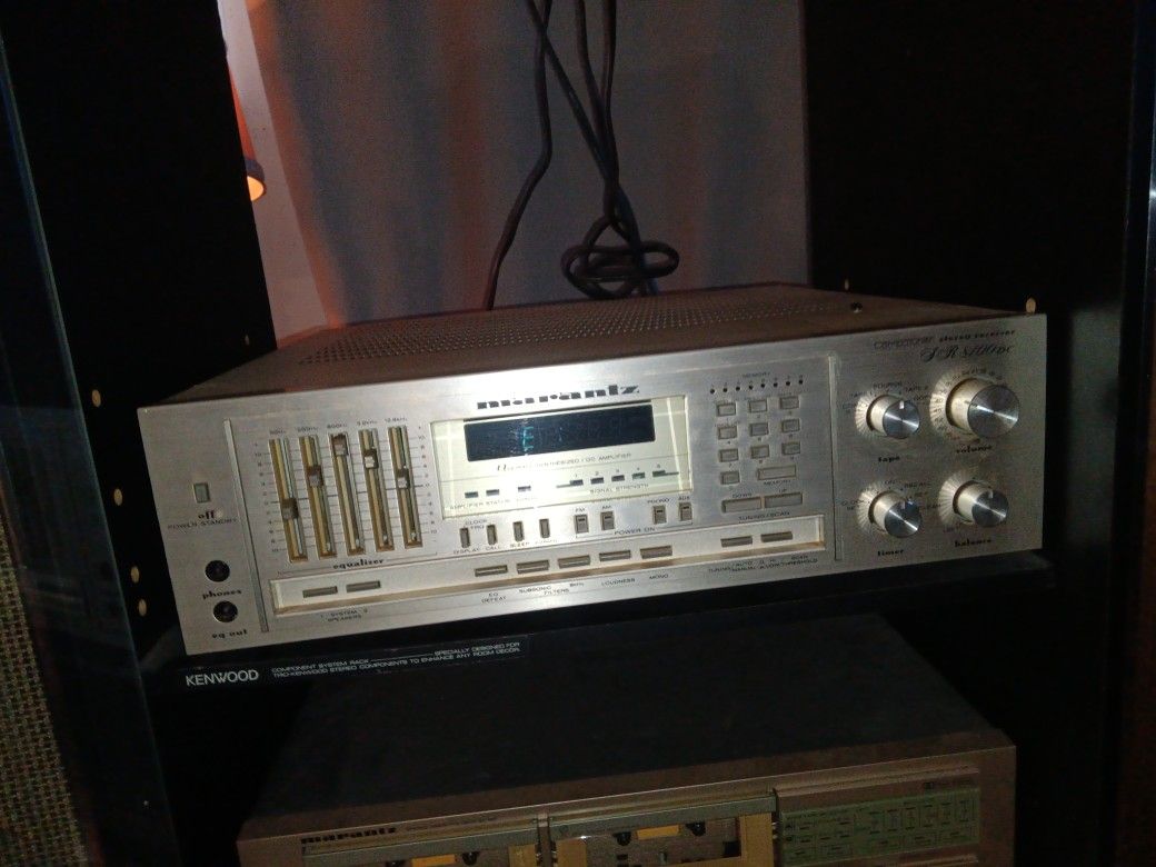 Marantz Receiver,