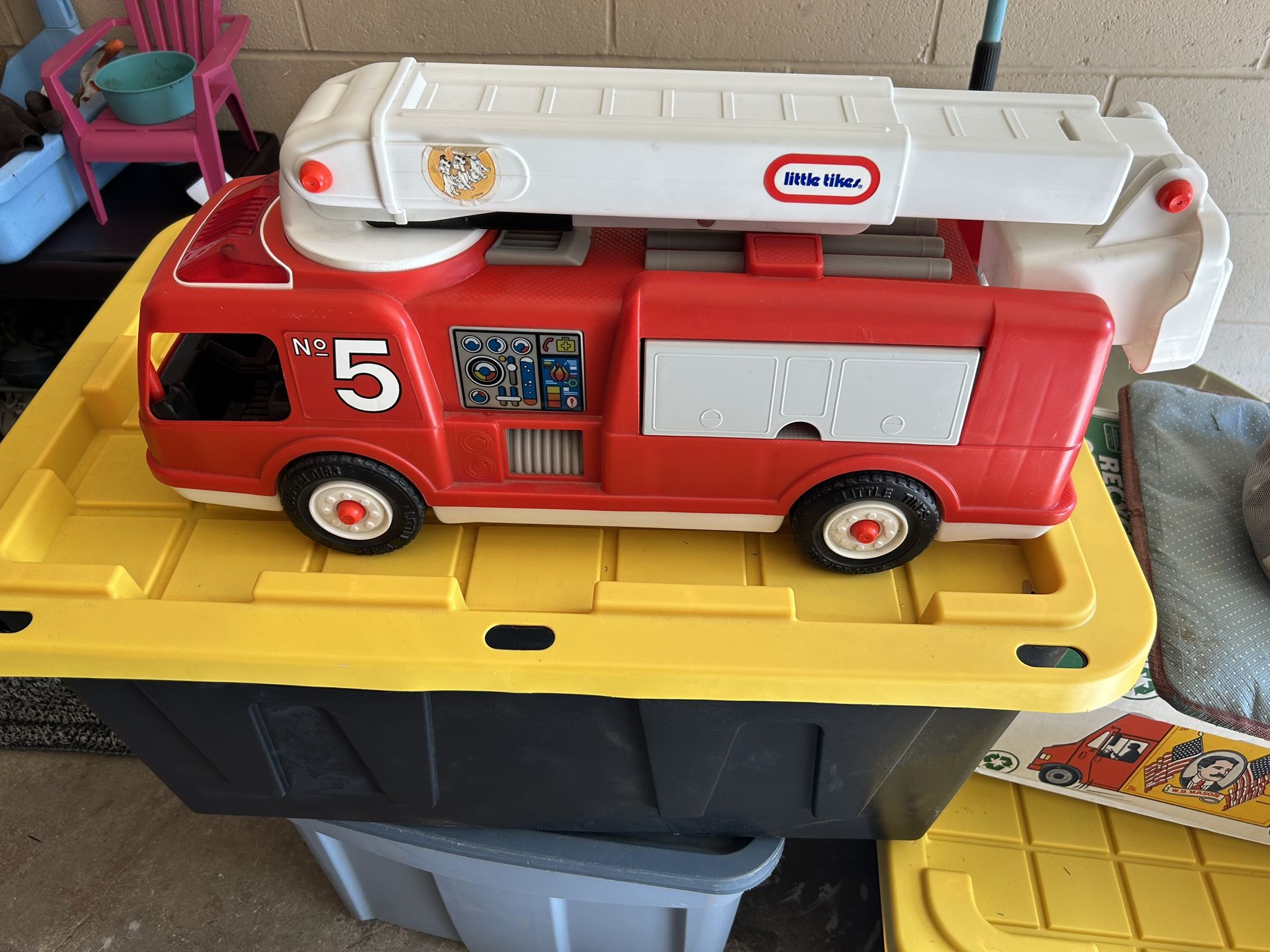 Little Tikes Fire Truck