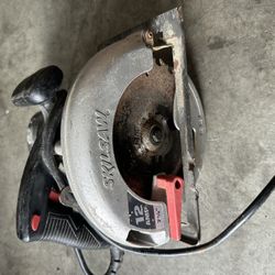 SKILSAW 7-1/4” Circular Saw – Electric – Heavy Duty Framing Saw