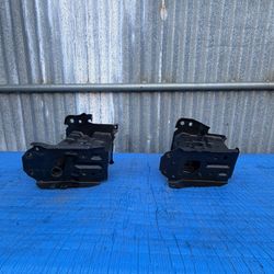2020 2021 2022 2023 2024 2025 Toyota Corolla Hatchback Right & Left Front Bumper Reinforcement Bar Brackets OEM (ORIGINAL)