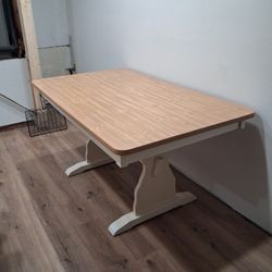 Kitchen Table 