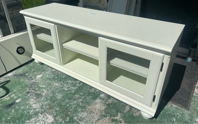 58” TV stand