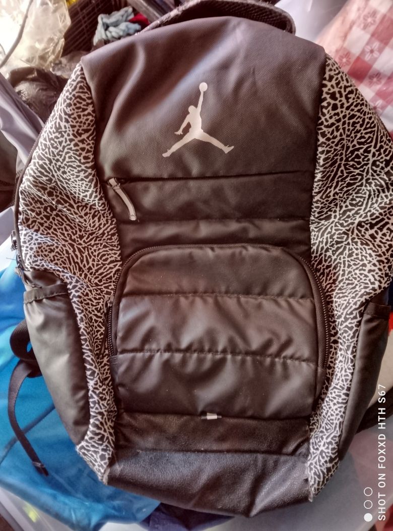 "NIKE" AIR JORDAN ALL WORLD JUMPMAN BLACK/GRAY BACKPACK