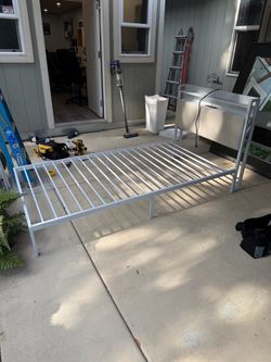 Twin Bed