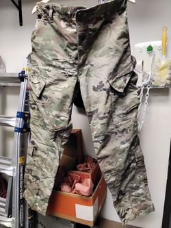 Genuine U.S Army Combat Uniform (ACU) Trousers Operational Camouflage pattern $30 Or Best Offer