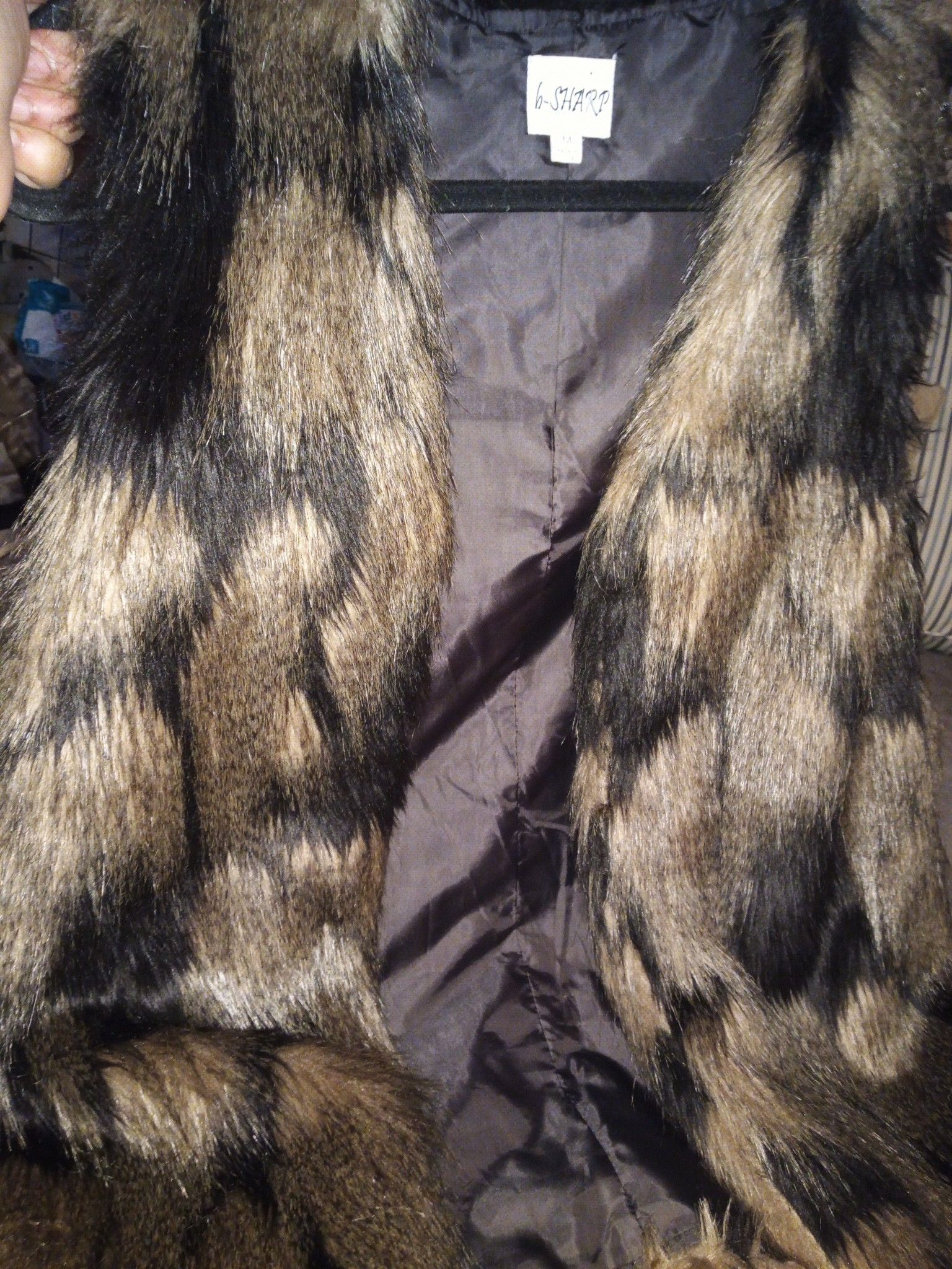 Black & Brown size (M) fur Vest