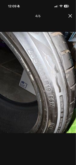 235/40ZR19 96W Car Tire