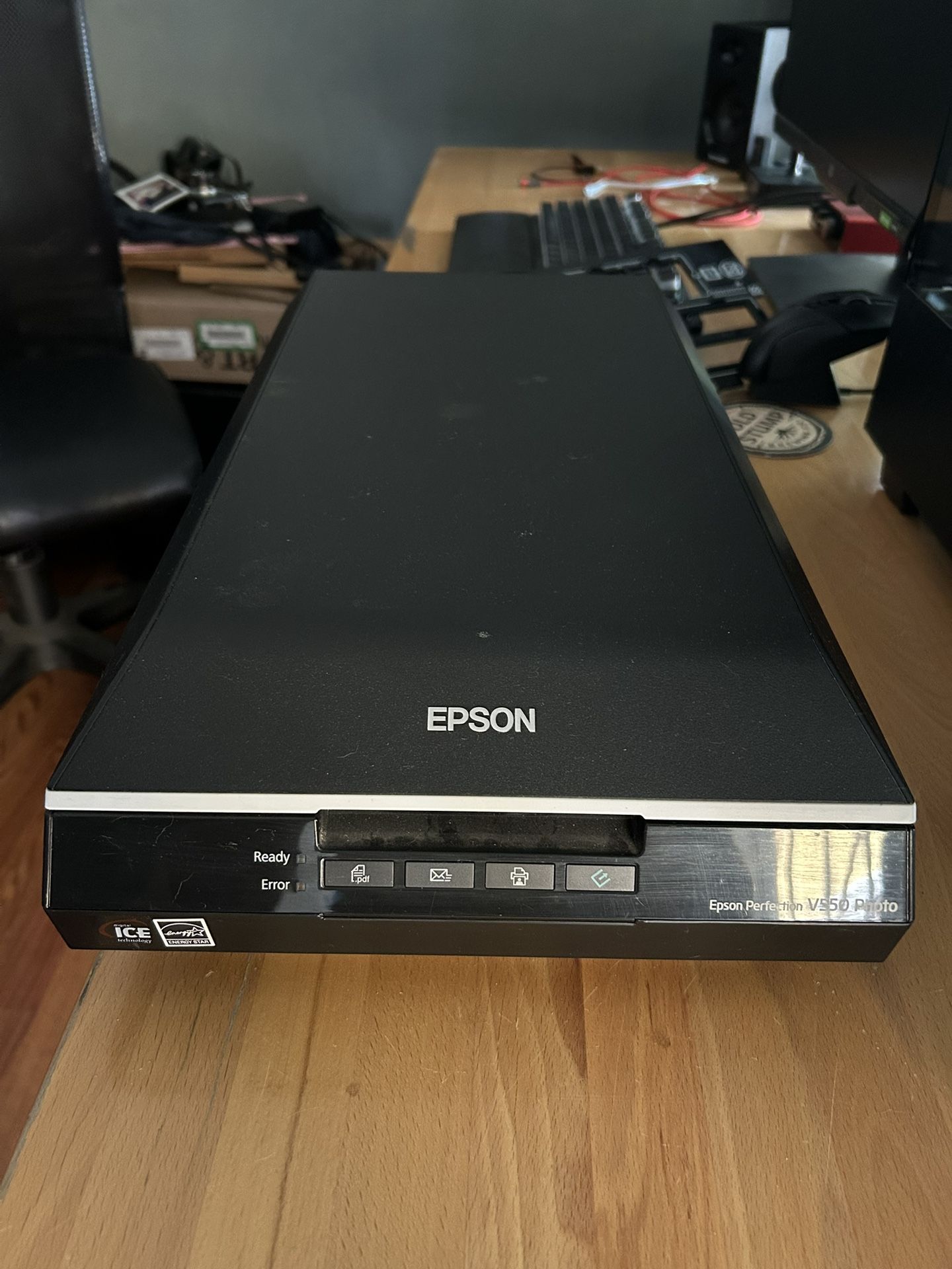 Epson V550 Scanner