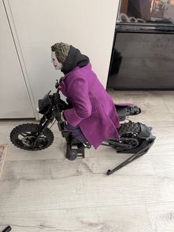 Losi 1/4 Scale Motorcycle 40+ mph | READ Caption