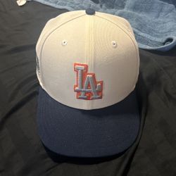 LA HAT 71/8
