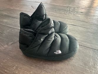 The North Face unisex-child Thermoball Traction Bootie