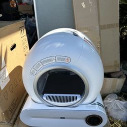 Automatic Cat Litter Box