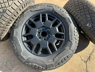 20" OEM 2024 Cybertruck Rims Goodyear A/T Tires LT285/65R20 6x139.7