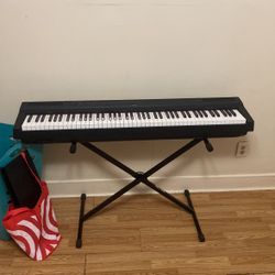 Yamaha p125a