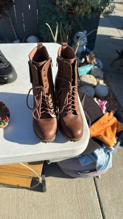 Botas