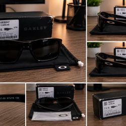 Oakley Chainlink Polarized Sunglasses Black Ink OO9247 B