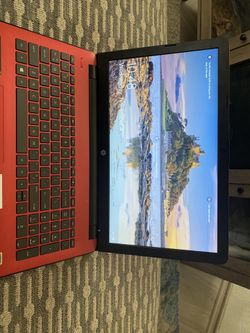 NEW HP TOUCHSCREEN 15.6”