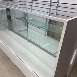 Retail cabinets