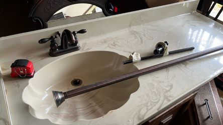 18 inch Towel rack and shower curtain rod