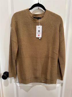 Womenâs Long-Sleeve Sweaters â Sizes Small to Large â $5â$10 Each