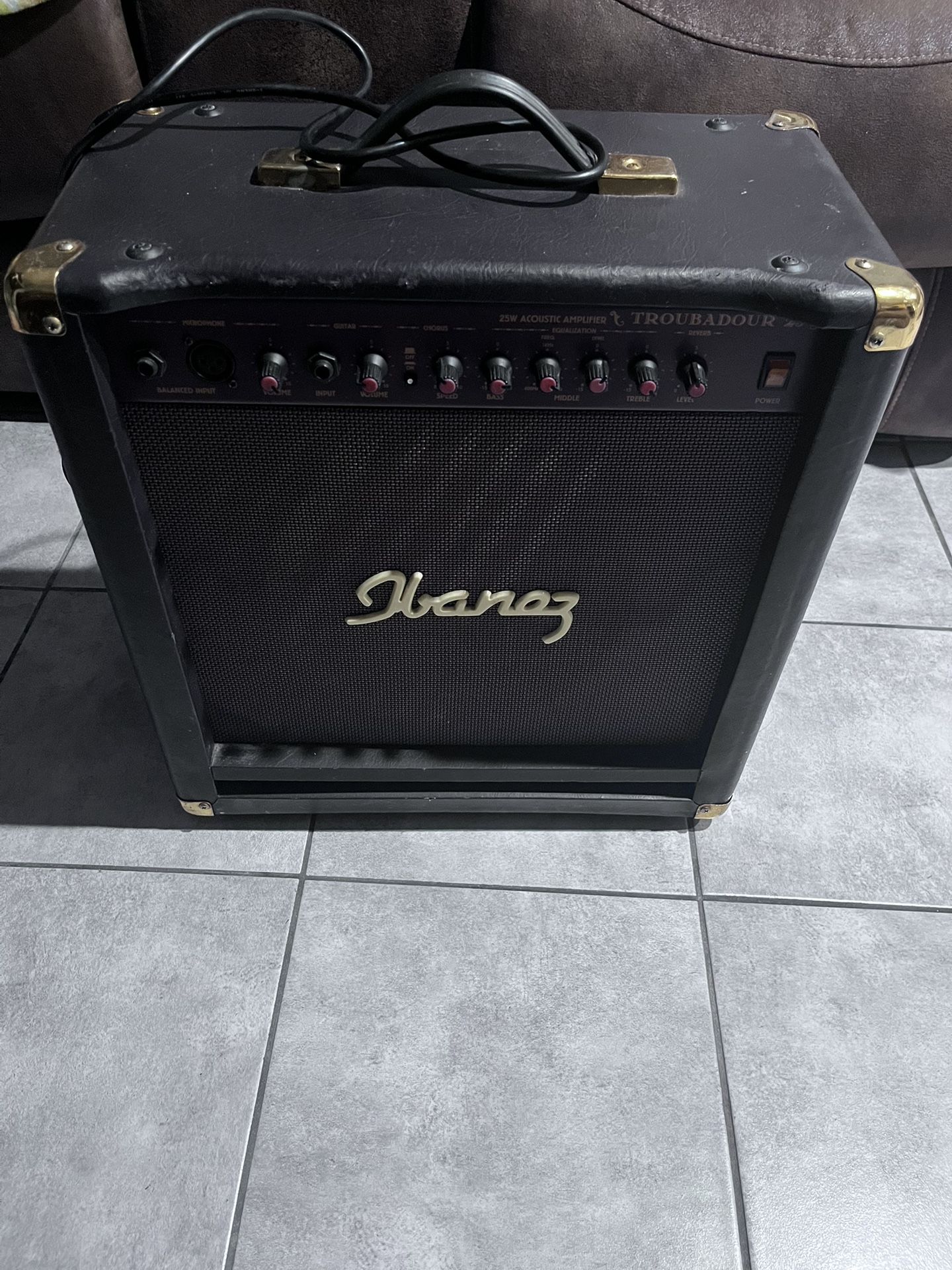 TA25 Ibanez Troubadour 25W Acoustic Amplifier
