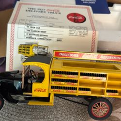 1927 Coca-Cola delivery truck by the Danbury mint
