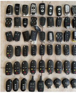 Key fob car key remote fobs Ford key fob Mercedes Benz key fob Bmw key fob Nissan key fob Bentley key fob Subaru key fob Volvo key  Dodge key Ford key
