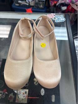Girls flats