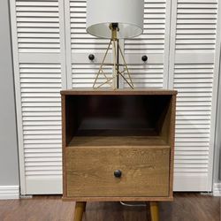 Wooden night stand with lamp included