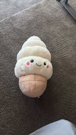 Big ice cream plushy