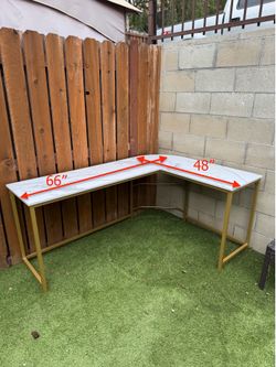 Free desk