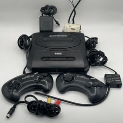 SEGA GENESIS Model 2 Console MK-1631 w/OEM 2 Controllers AC