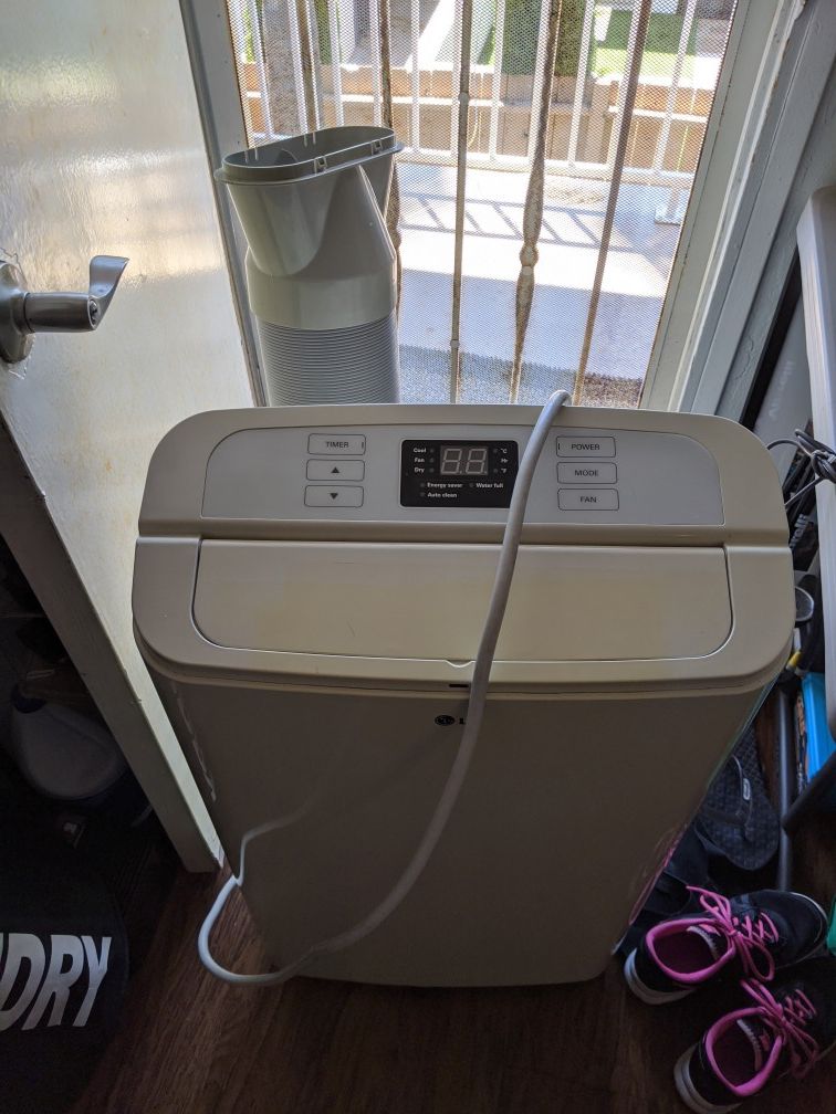 LG LP1111WXR 11,000 BTU Portable Air Conditioner for Sale in