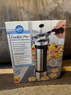 Wilton Cookie Pro Cookie Press