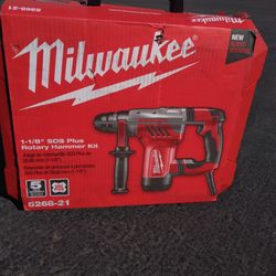 Milwaukee 1 1/8 SDS Rotary Hammer Drill 
