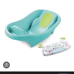 Free- Baby Bath Tub For Boy Or Girl