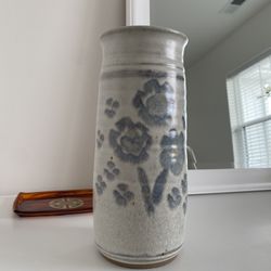 Vintage Bogan Studio Art Pottery Blue drip Glaze stoneware Pitcher Maryland 10”