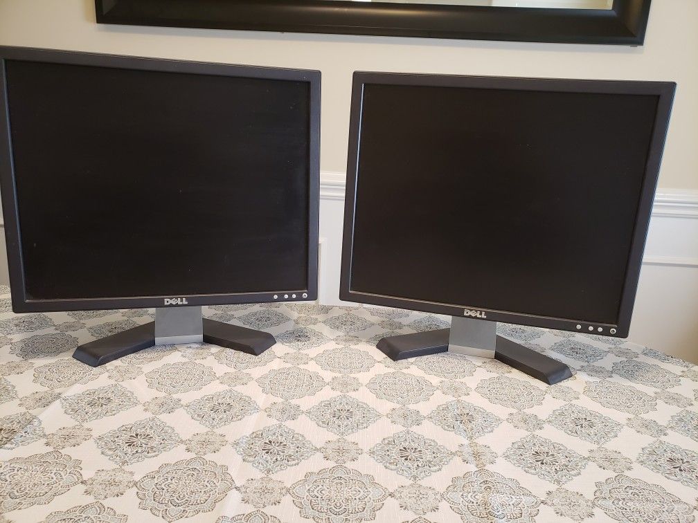 Computer Monitors. Dell. YES STILL AVAILABLE.