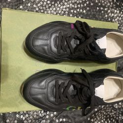Gucci Shoes 