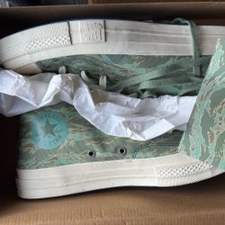 Converse Chuck Taylor X Undefeated