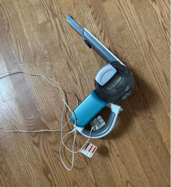 Black & Decker Cordless Car Vacuum