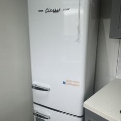 Retro Full-size Fridge Brand New 