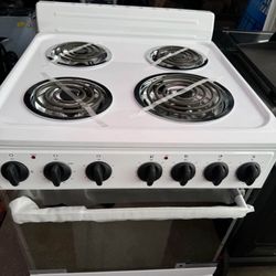 Premium Levella 24-in 4 burners 2.7-cu ft Freestanding Electric Range (White with white